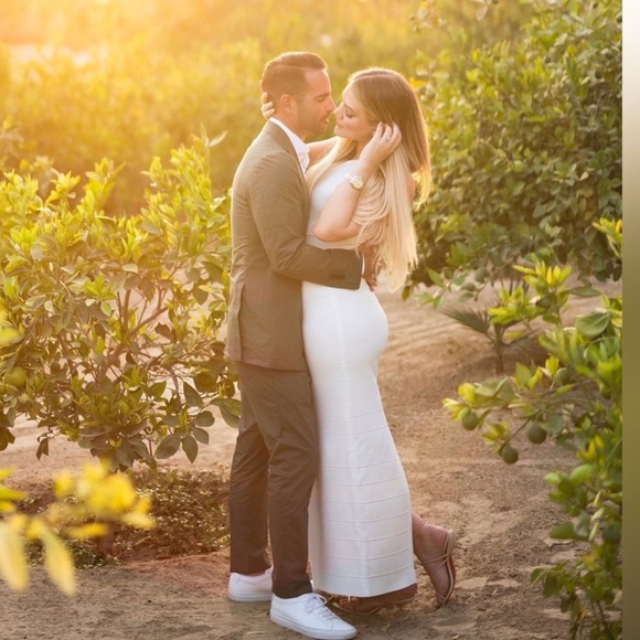 Herve Leger - White Halter Icon Gown size Small. - Picture 4 of 11